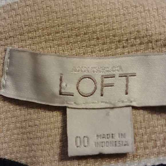 LOFT lined pencil skirt - Picture 4 of 4